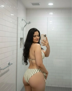 sexy Mumbai escort